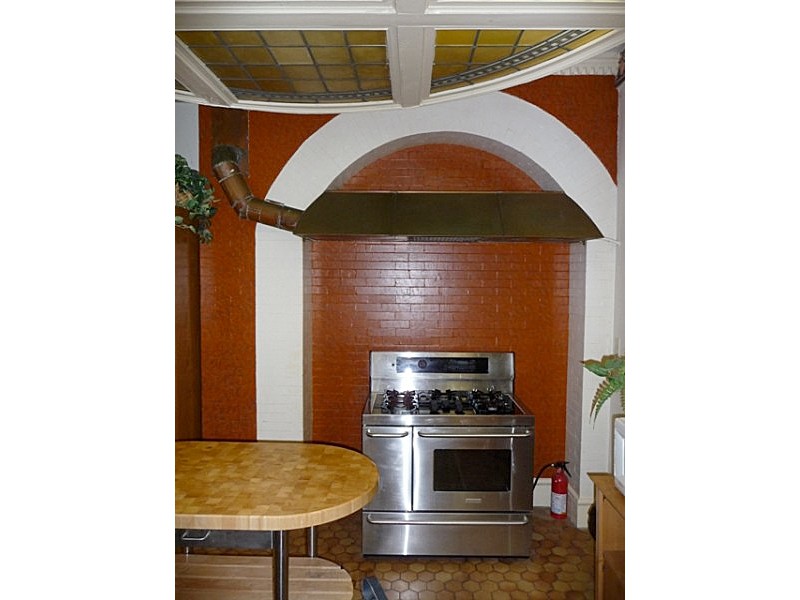 06-Hartland-custom-painting